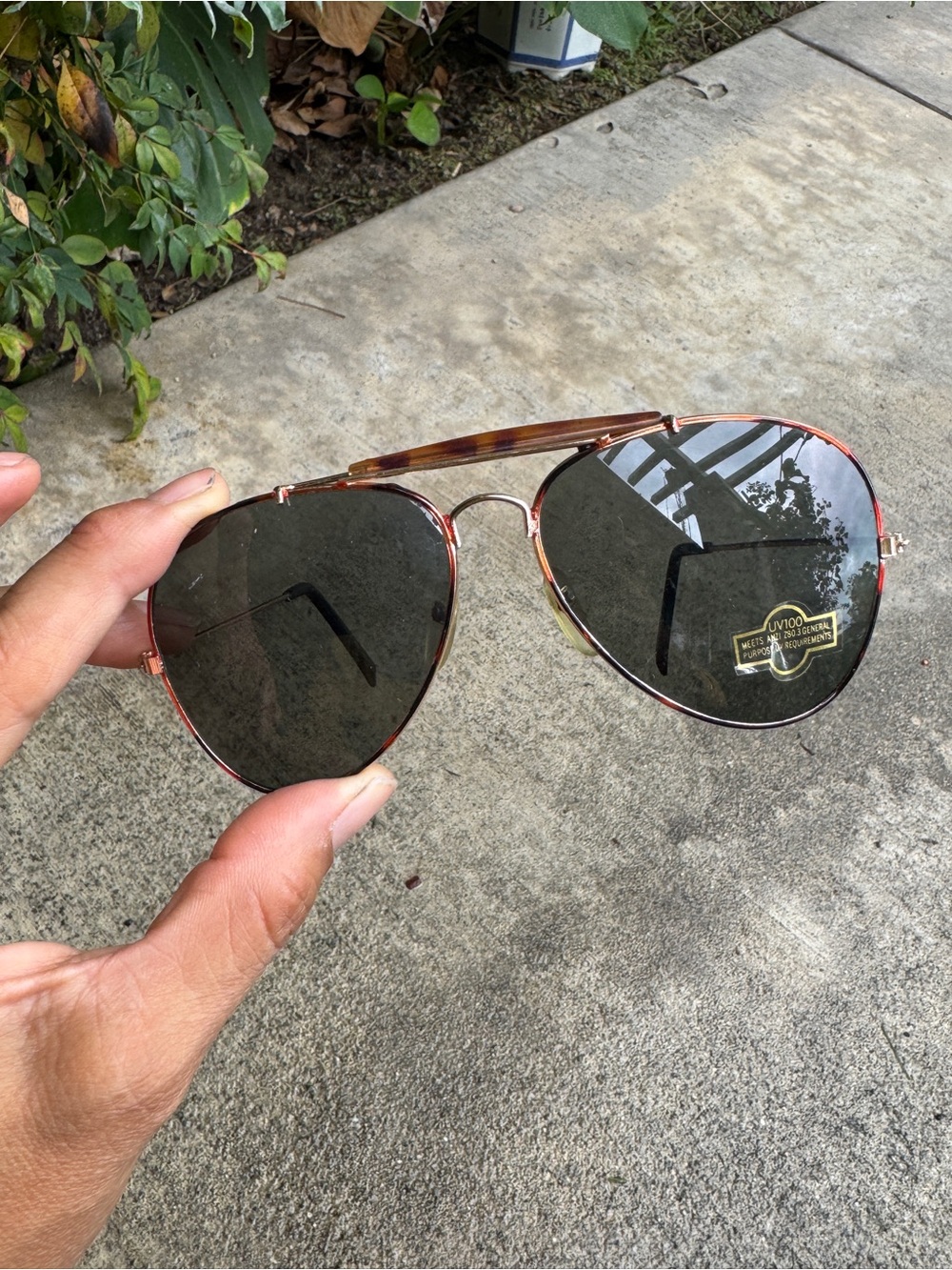 Vtg Aviator Sunglasses with Tortoiseshell Top Bar and Dark Lenses